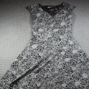Byer Too! Size S Black and White Empire Waist Dress